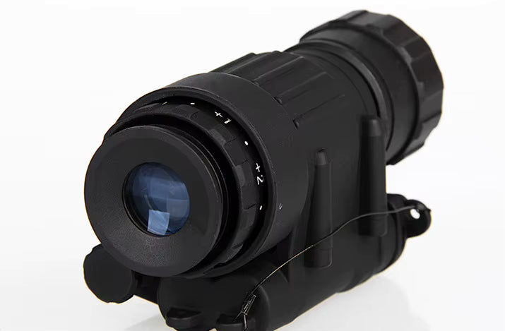 Lunettes de Vision Nocturne Numériques HD PVS-14 - Polyvalentes pour Sécurité et Observation